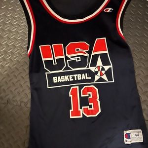 Throwback SHAQ jersey very hard to find .. looks brand new